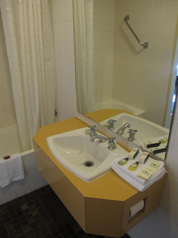 Standard Twin Room Internal Room,130136723:JPEG