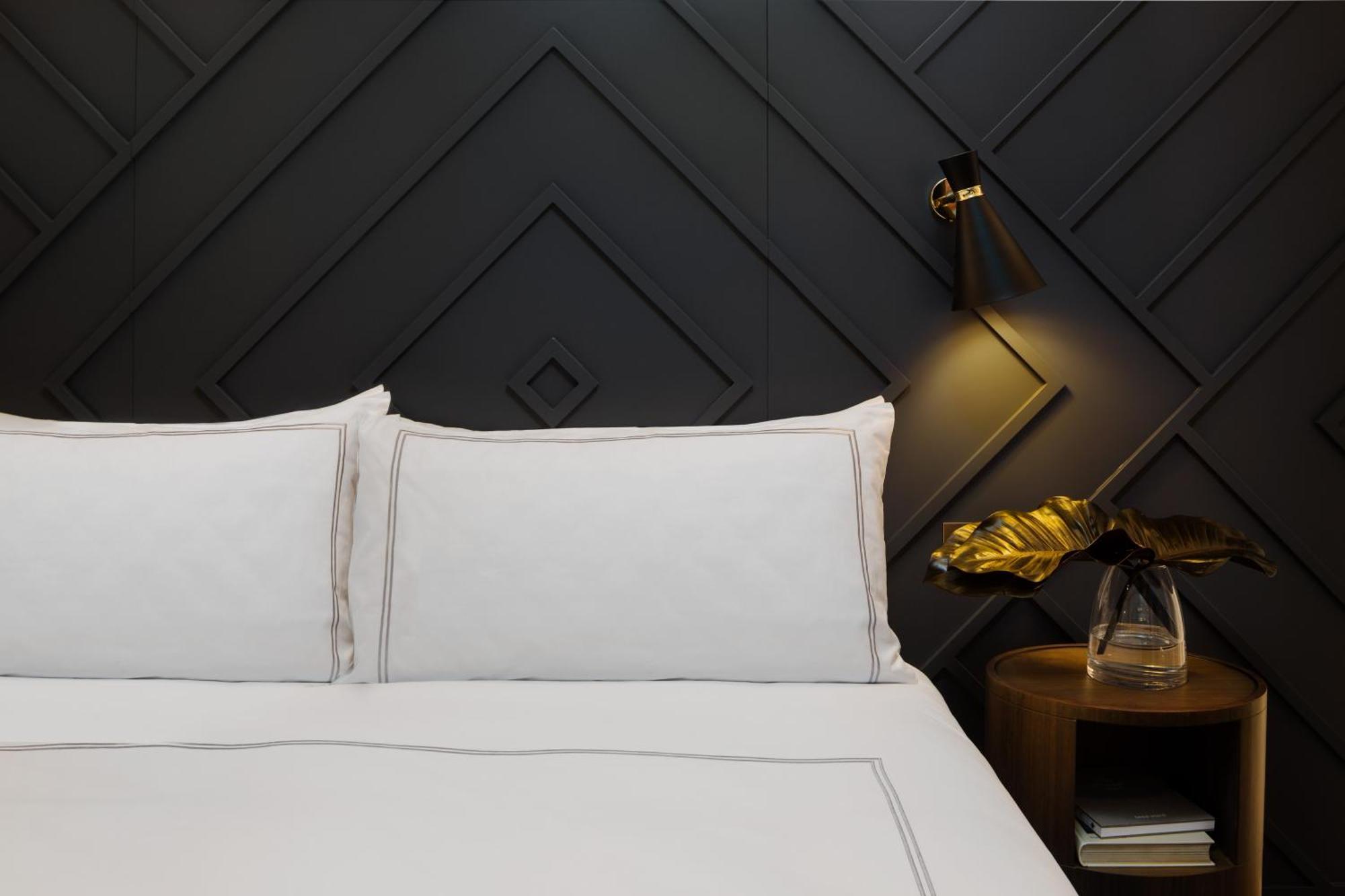 King Waratah Premium Room,1552617763:JPEG