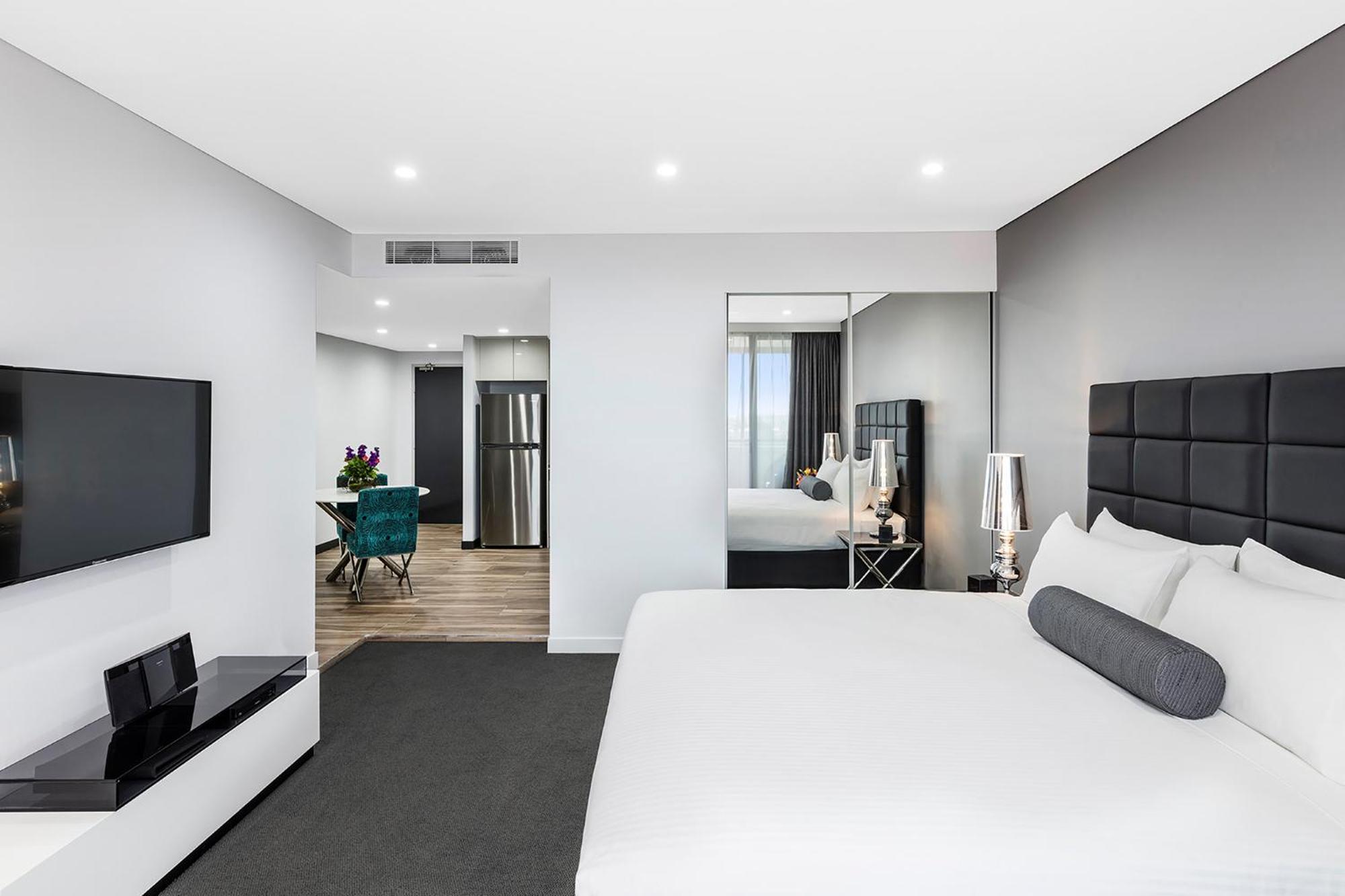 Studio Suite,1672572089:JPEG