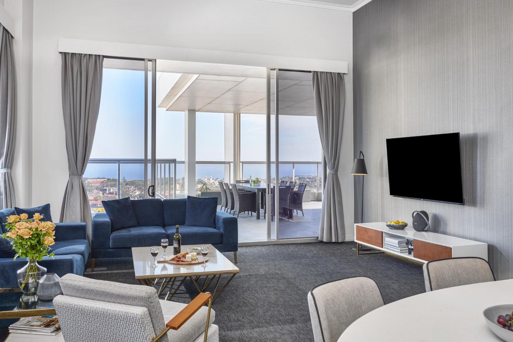 Three-Bedroom Southside Penthouse,1672572134:JPEG