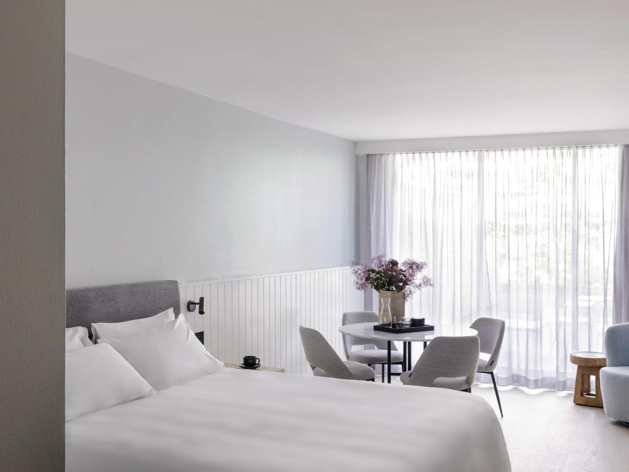 Ocean Terrace King Room