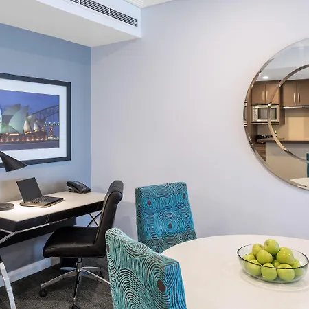 Meriton Suites World Tower, Sydney-3